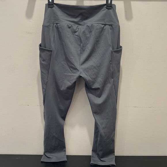 Simply Vera Wang Leggings w Pockets - Picture 7 of 7